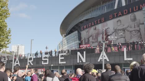 Exterior-Of-The-Emirates-Stadium-Home-Ground-Arsenal-Football-Club-London-With-Supporters-On-Match-Day-4