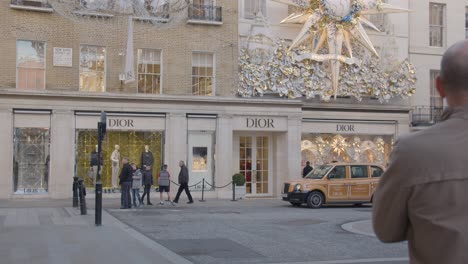 Louis Vuitton Tienda De Lujo En New Bond Street, Londres, Reino