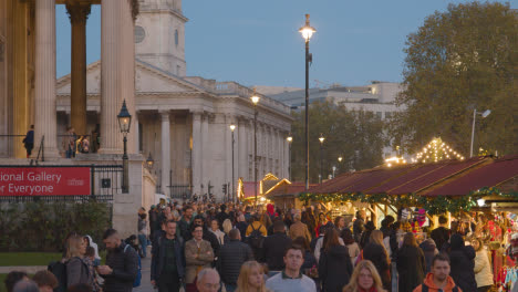 Christmas-Market-Outside-National-Gallery-In-Trafalgar-Square-London-UK-1