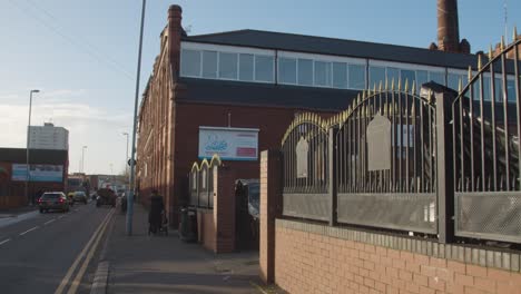 Außenansicht-Der-Green-Lane-Masjid-Moschee-Und-Des-Gemeindezentrums-In-Birmingham,-Großbritannien-15