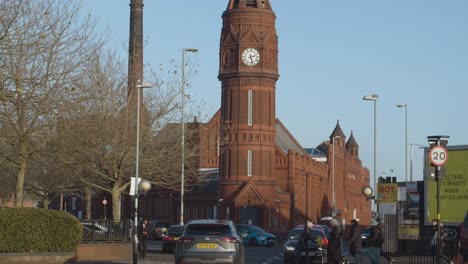 Außenansicht-Der-Green-Lane-Masjid-Moschee-Und-Des-Gemeindezentrums-In-Birmingham,-Großbritannien-17