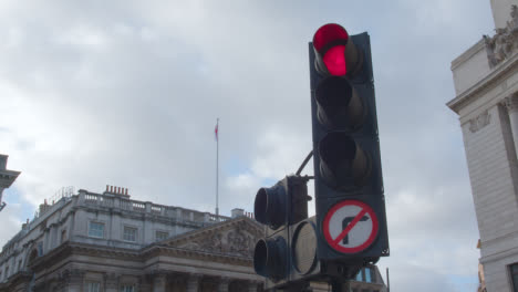 Close-Up-Of-Red-Traffic-Signal-On-Road-In-City-Of-London-UK