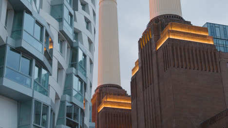 Battersea-Power-Station-Development-With-Luxury-Apartments-In-London-UK-At-Dusk