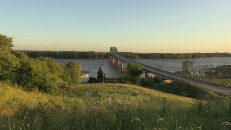 Iowa-Bridge-at-Mascatine-from-Mark-Twain-overlook