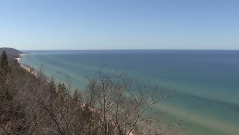 Michigan-Lake-Michigan-early-spring