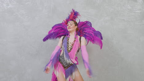Zoom-In-View-Of-Female-Dancer-Performing-A-Cabaret-Dance