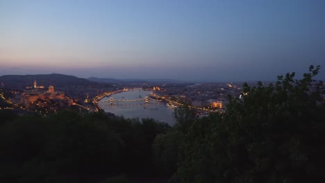 Blue-hour-in-Budapest