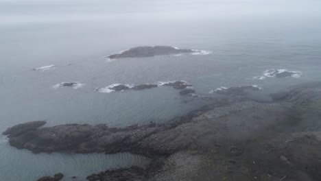 Aerial-shot-of-coastline-in-hofn,-iceland