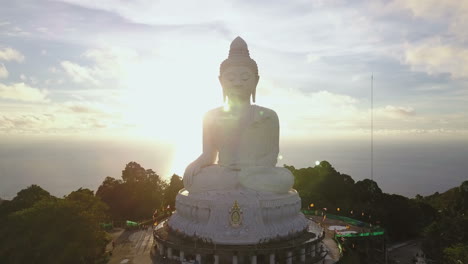 Aerial-view-of-Big-Buddha-in-Phuket,-Thailand