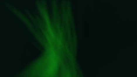 Magnetische-Schönheit,-Fesselnde-Grüne-Nordlichter-Erhellen-Den-Polarhimmel