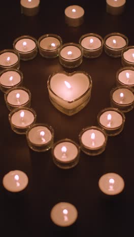 Small 2 floating heart candles