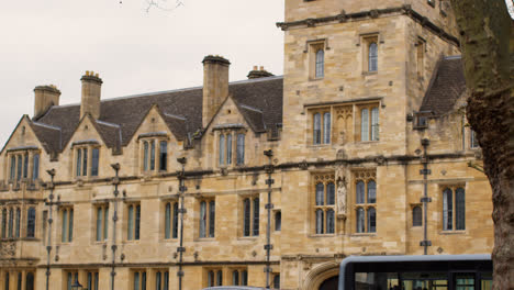Exterior-Of-All-Saint-Johns-College-Buildings-In-City-Centre-Of-Oxford-With-Traffic