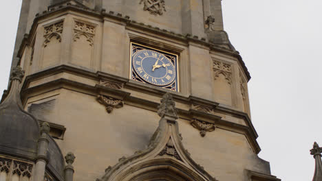 Clock-Face-On-Tom-Tower-At-Christchurch-College-University-Building-In-Oxford-City-Centre
