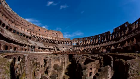 Timelapse-from-Inside-The-Colosseum-Rome