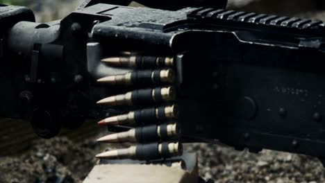M240-Bravo-Machine-Gun-Fire-01