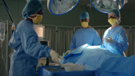 Tracking-In-To-Surgeons-in-Operating-Theatre