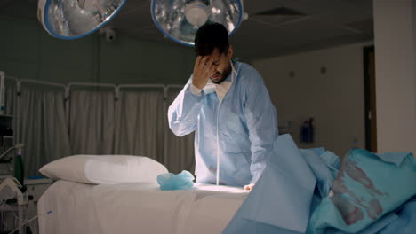 Tracking-In-To-Disappointed-Surgeon-Alone-After-Surgery