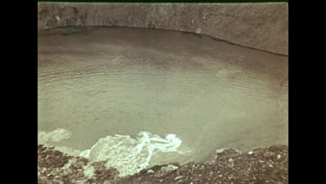 1965-Wasser,-Das-Durch-Eine-Sowjetische-Atomexplosion-In-Den-Krater-Gepumpt-Wird