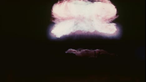 1952-Upshot-Knothole-Grable-Atomic-Bomb-Test-02