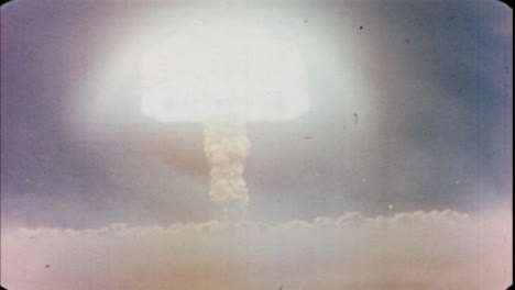 1951-Buster-Easy-Atomic-Bomb-Test-In-Nevada-02