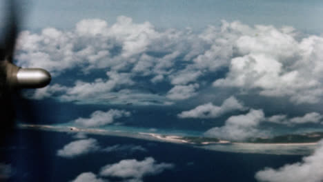1946-Baker-Atomic-Bomb-During-Operation-Crossroads-at-Bikini-Atoll-011