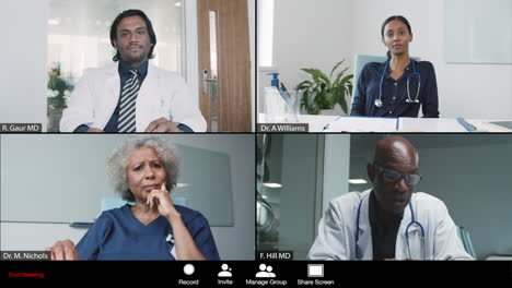 Männlicher-Arzt-Mittleren-Alters,-Der-Eine-Videokonferenz-Mit-Kollegen-Leitet