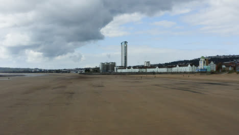 Drohnenschuss-über-Sand-Von-Swansea-Beach-01-Beach