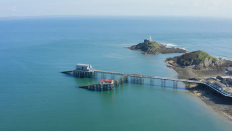 Drone-Shot-Pulling-Away-from-Mumbles-Pier-03