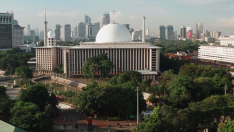 Drone-Shot-of-Istiqlal-Mosque