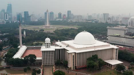 Drone-Shot-Around-Istiqlal-Mosque