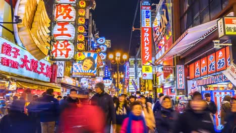 Time-lapse-Tourist-walking-in-Namba-Zone-in-Osaka-at-night-shopping-street