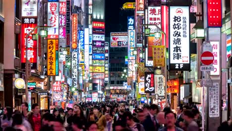 Tokyo-Japan-Zeitraffer-4K,-Nacht-Zeitraffer-von-Touristen-zu-Fuß-in-Shinjuku-Kabukicho-Street