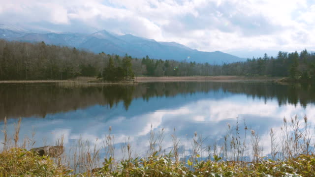 Shiretoko-fünf-Seen,-Shiretoko-Goko-in-Shiretoko-Nationalpark,-Hokkaido,-Japan,-gefilmt-in-4K