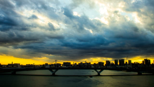 Time-lapse-at-Tokyo-bay-area-wide-shot-zoom-out