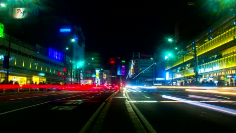 Nacht-Zeitraffer-4K-in-Shinjuku-Südseite-flachen-Winkel-weit-geschossen-verkleinern
