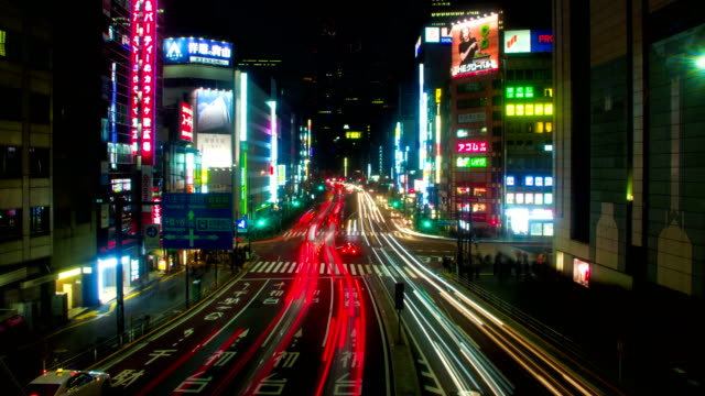 Nacht-Zeitraffer-in-Shinjuku-Südseite-nach-oben-kippen