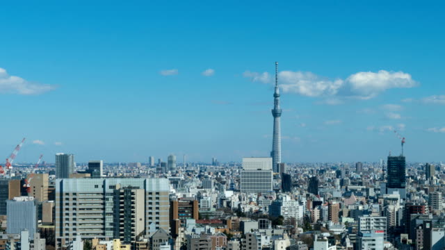 4-K-Time-lapse:-Arial-vista-de-torre-de-Tokio-y-horizonte-de-paisaje-urbano-de-Tokio