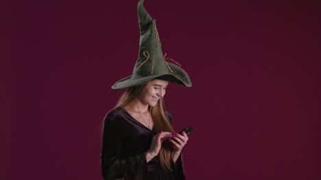 Halloween-Kauf-präsentiert-auf-Smartphone
