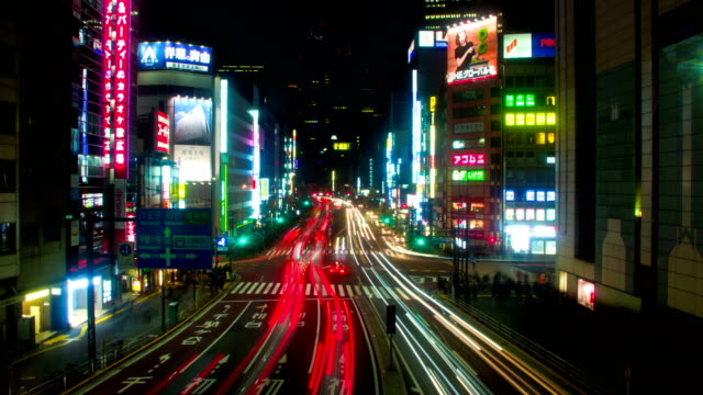 Nacht-Zeitraffer-in-Shinjuku-Südseite-nach-links-schwenken