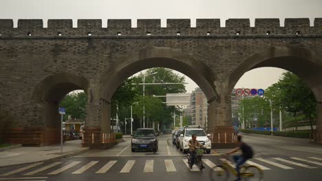 rainy-day-wuhan-city-traffic-street-fort-arch-panorama-4k-china