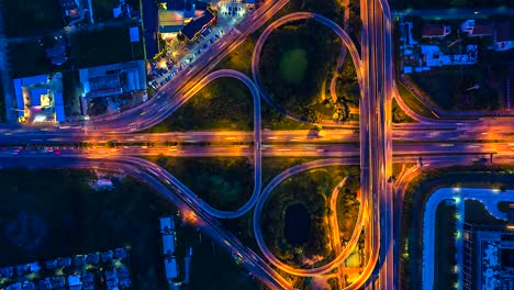 Aerial-view-Time-lapse-of-the-expressway,-motorway-and-highway-in-the-detail-of-circus-intersection