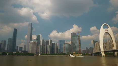 sonnigen-Tag-Guangzhou-Stadt-berühmten-River-Bay-Innenstadt-Panorama-4k-china