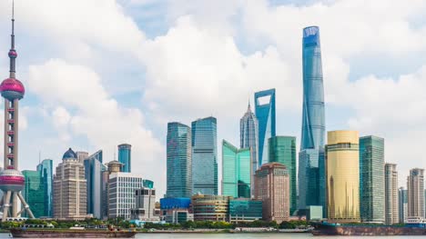 Skyline-view-from-Bund-waterfront-on-Pudong-New-Area