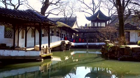 Pabellón-en-el-jardín-del-administrador-humilde-en-Suzhou,-China