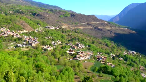 Luftaufnahme-des-Jiaju-tibetischen-Dorf