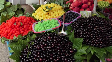 Puesto-en-el-mercado-vendiendo-fruta-y-alimentos-Suzhou-China-Asia