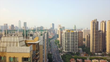 China-Sonnentag-berühmte-Guangzhou-Stadtbild-Verkehr-Straße-obere-Luftbild-4k