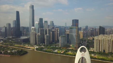 sonnigen-Tag-Guangzhou-Stadtbild-Innenstadt-am-Fluss-Bucht-Luftbild-Panorama-4k-china