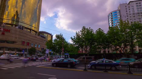 evening-shanghai-traffic-crossroad-crosswalk-panorama-4k-timelapse-china