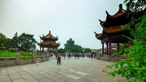 wuhan-yellow-crane-temple-tourist-main-square-entrance-panorama-4k-time-lapse-china